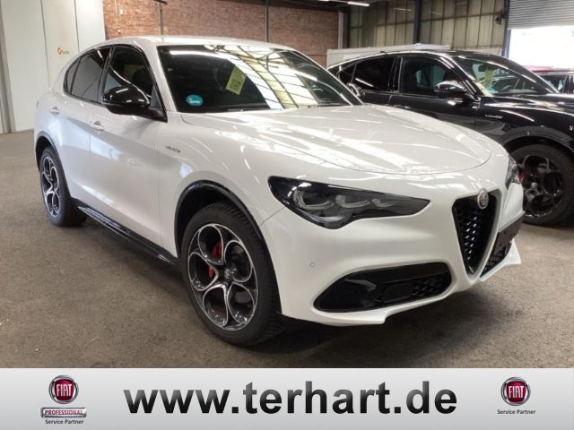 Alfa Romeo Stelvio 8.390 km 39.898 € Raesfeld 46348
