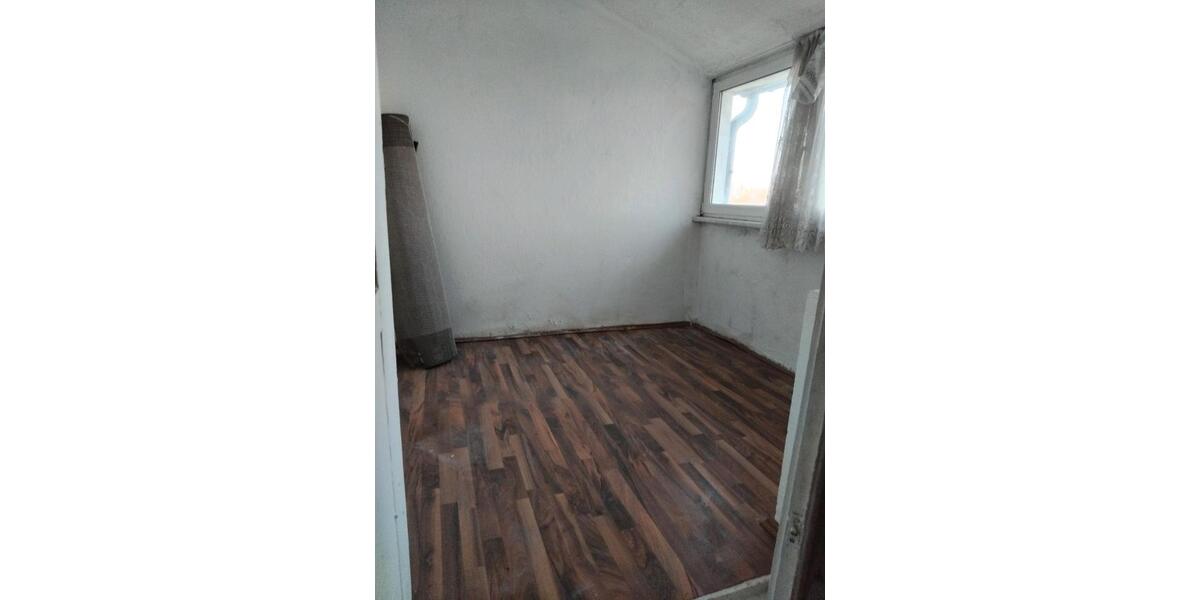 Dachgeschoßwohnung Bochum Bochum-Mitte - 4 Zimmer, 50 m&sup2;, 500&euro; | Angebot:26405965