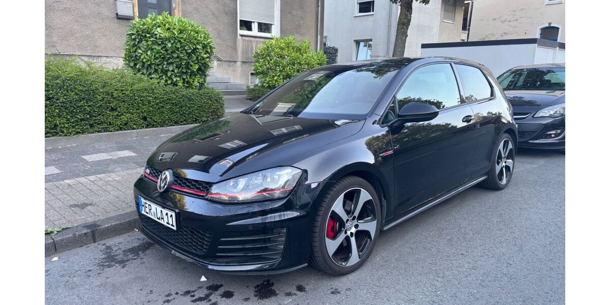 VW Golf 149.808 km 11.999 &euro; Herne 44651