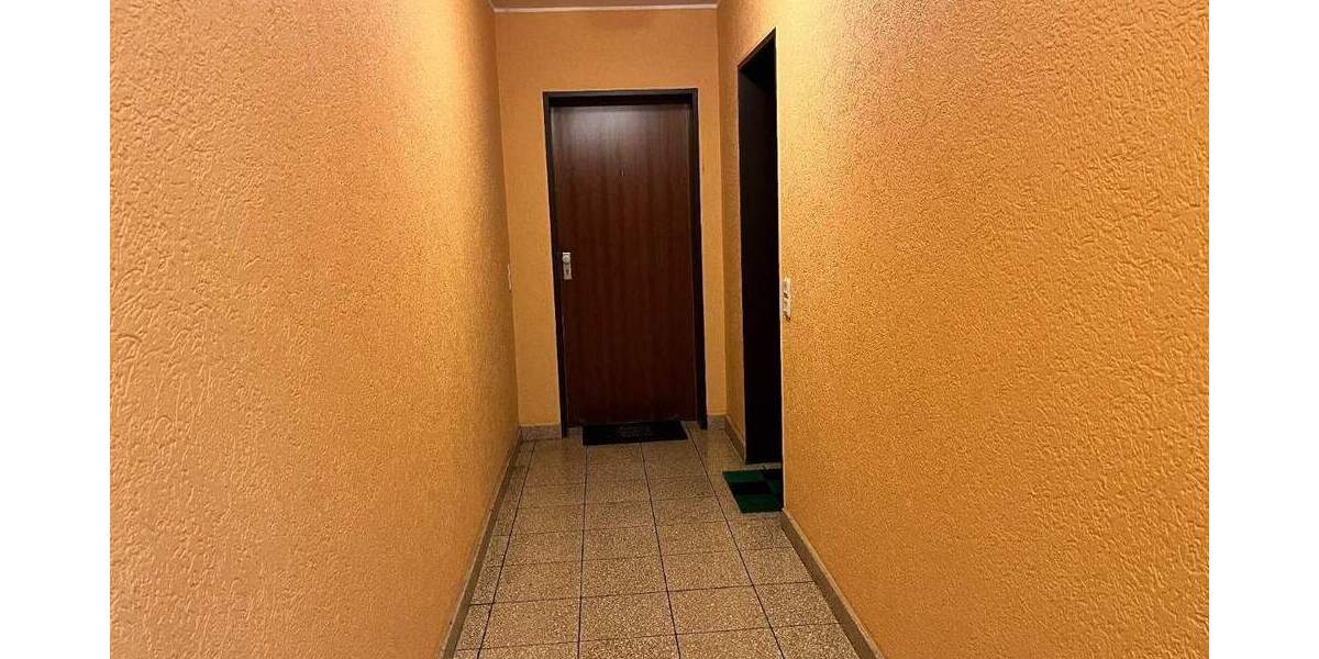 Moderne 3-Zimmerwohnung mit Balkon und zwei Tiefgaragenplätzen in der Moerser City 3 zimmer