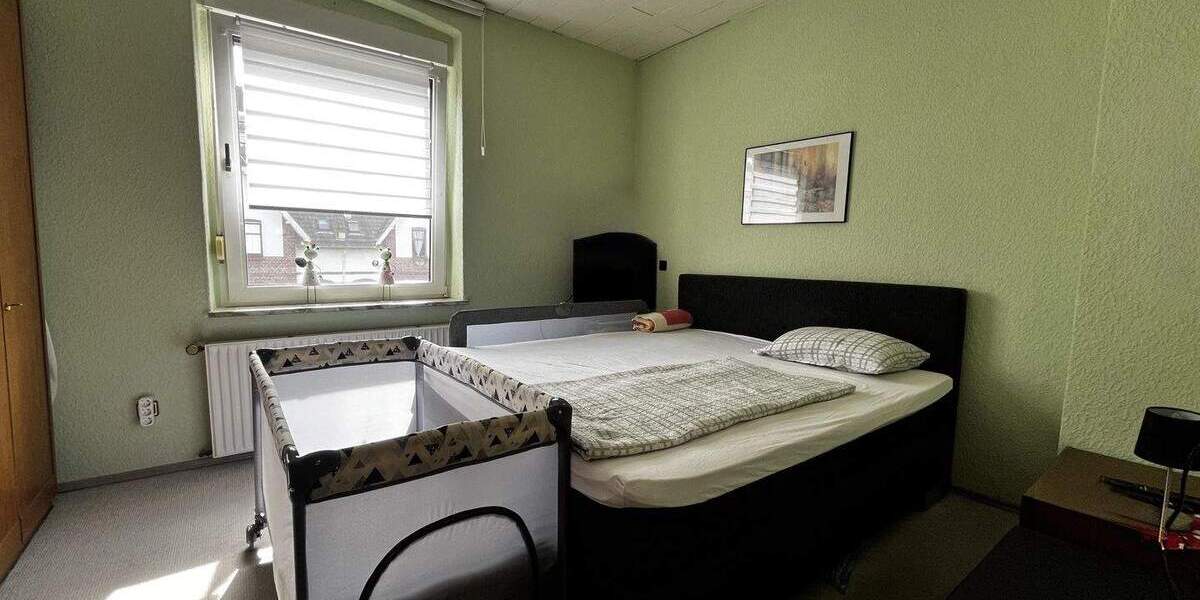 Charmantes Einfamilienhaus mit Kamin, Garten & Stellplätzen in Bochum 4 zimmer