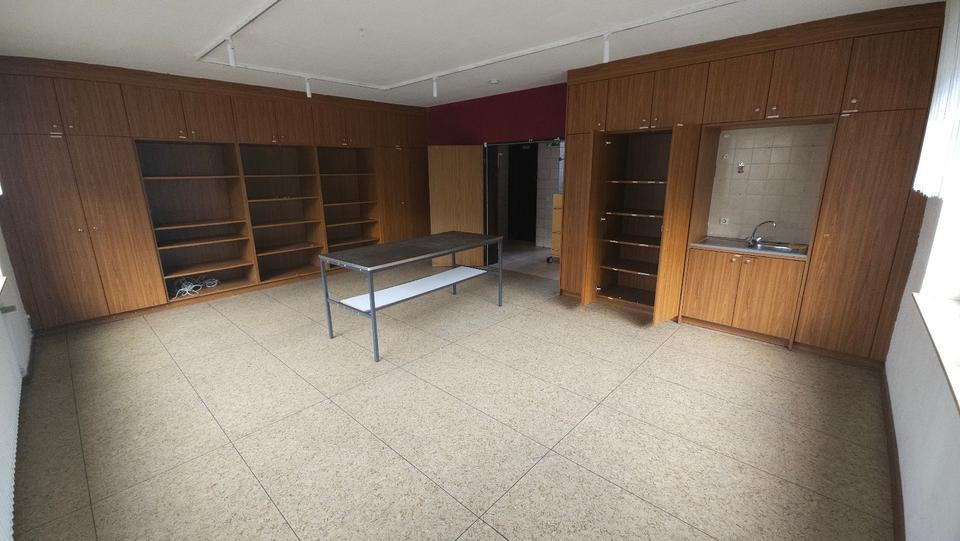 Gewerbeobjekt Neukirchen-Vluyn Vluyn - 2.200&euro; | Angebot:25958358