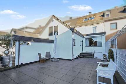 Haus zum Kaufen in Moers 375.000 € 137 m² 5 zimmer