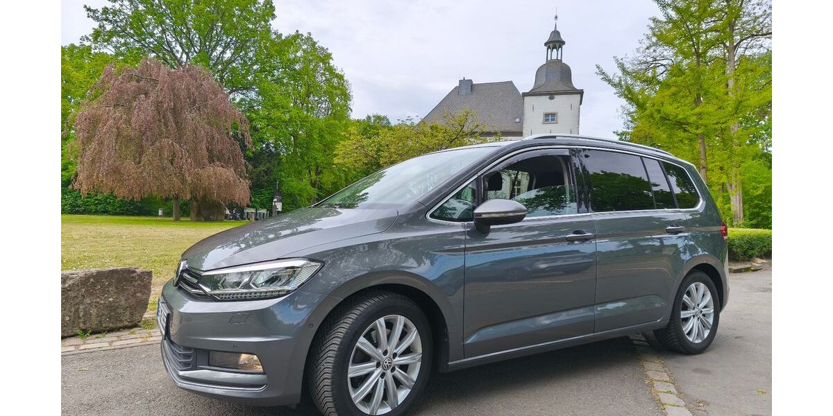 VW Touran 83.490 km 19.500 &euro; Voerde 46562