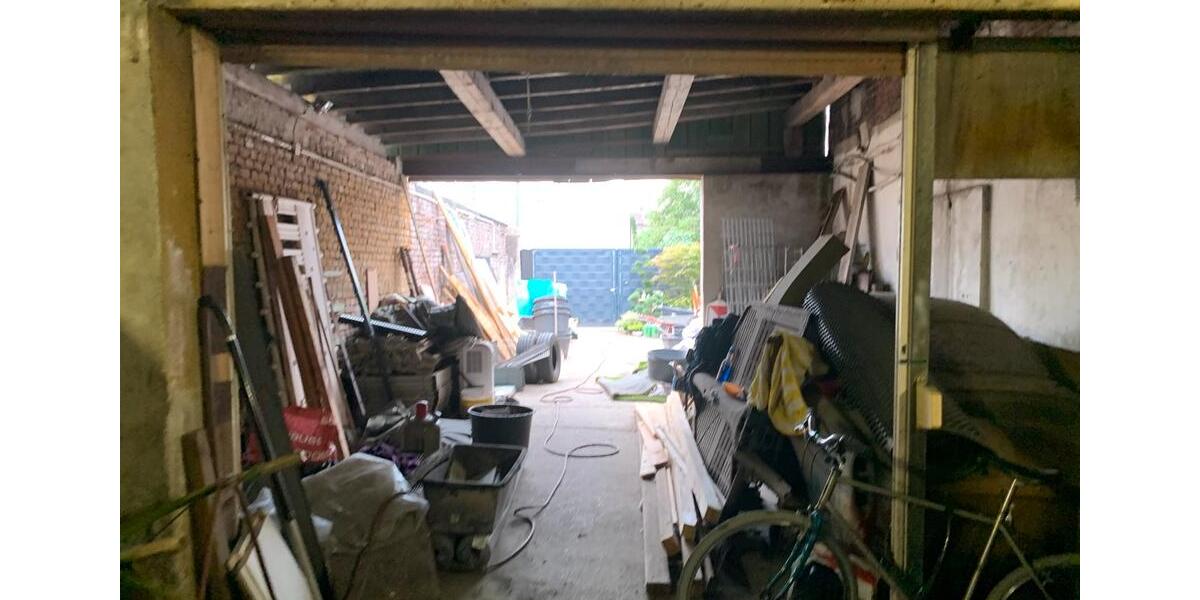 Lager (ca 80qm) mit großer Außenfläche(ca 100qm) zimmer