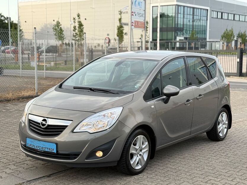 Opel Meriva 40.000 km 7.499 € Bottrop 46238