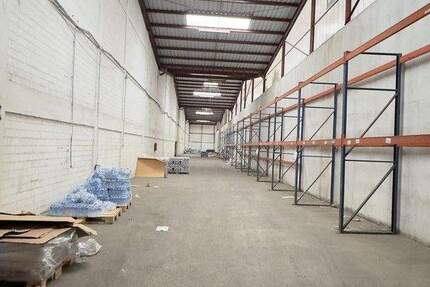 Lagerhalle ca. 600 m² mit Schwerlastregalen - Hattingen Gewerbegebiet Henrichshütte zimmer