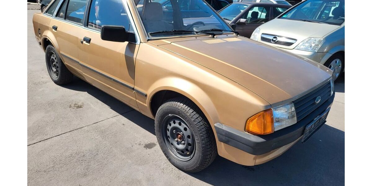 Ford Escort 82.000 km 1.300 &euro; Moers 47441