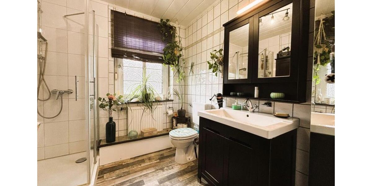 Mehrfamilienhaus, Wohnhaus Duisburg Rheinhausen - 9 Zimmer, 170 m&sup2;, 314.000&euro; | Angebot:26957539