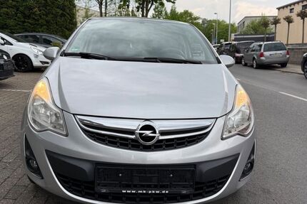 Opel Corsa 82.098 km 3.950 € Mülheim an der Ruhr 45472
