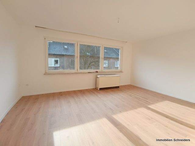 Etagenwohnung Duisburg Untermeiderich - 2 Zimmer, 61 m&sup2;, 500&euro; | Angebot:26359037