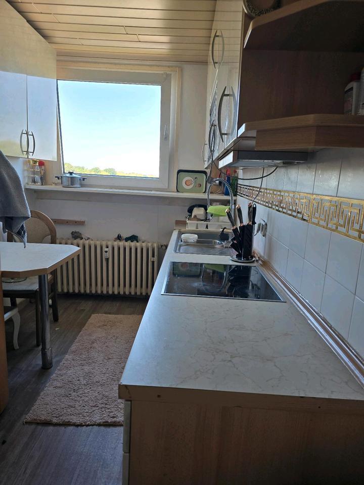 Küche in gutem Zustand