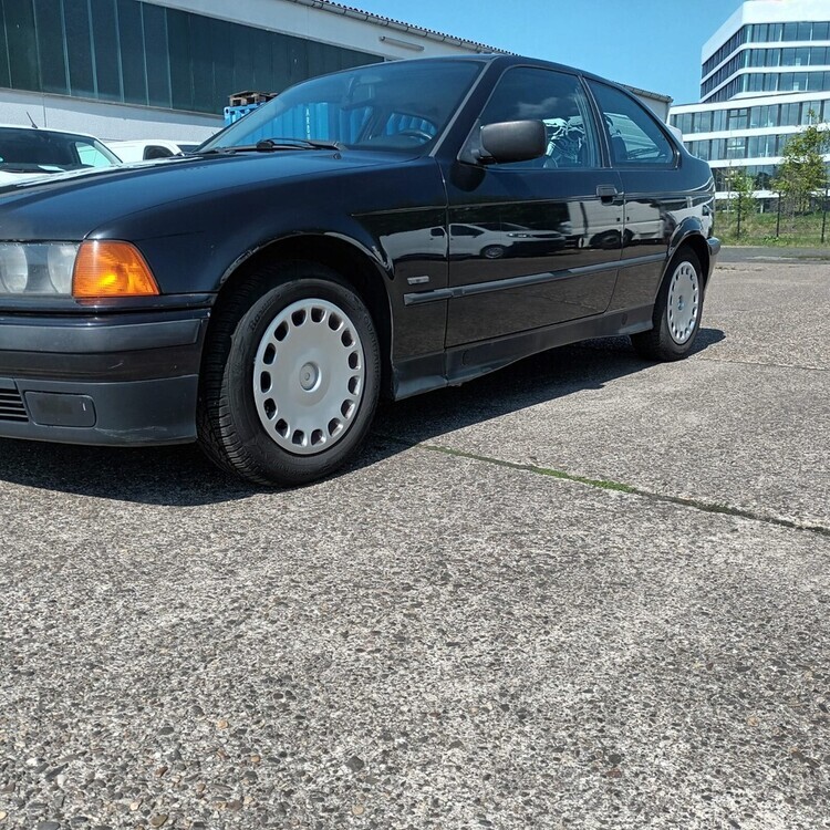 BMW E36