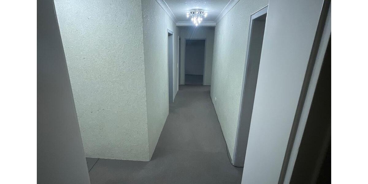 Bungalow Essen Huttrop - 3.5 Zimmer, 110 m&sup2;, 1.870&euro; | Angebot:27615758