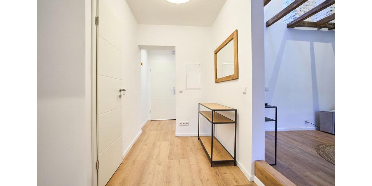Dachgeschoßwohnung Essen Stadtbezirk III - 2 Zimmer, 50 m&sup2;, 1.199&euro; | Angebot:26580760