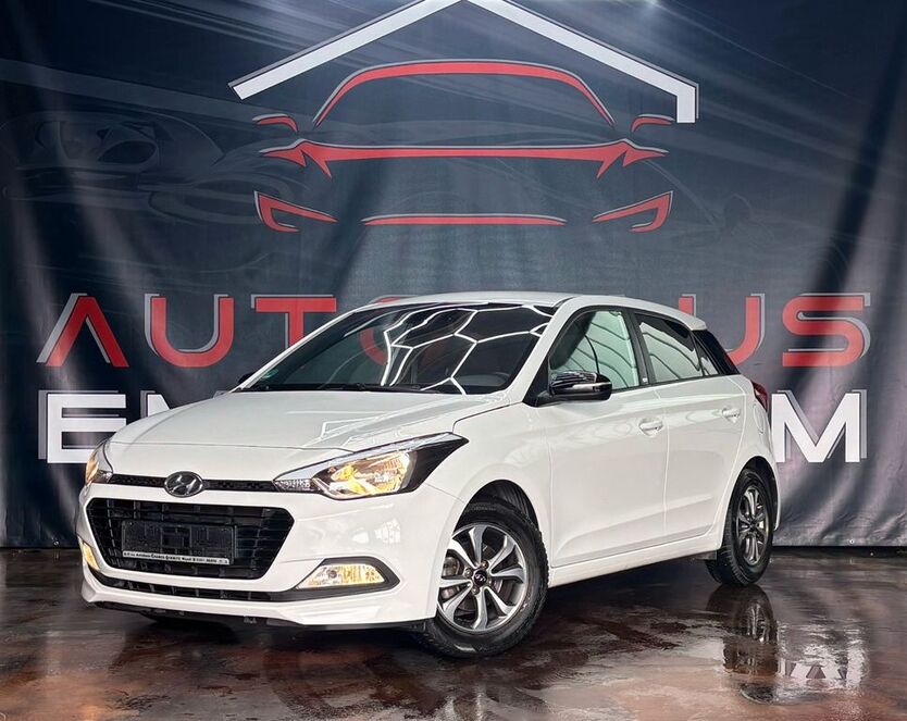 i20