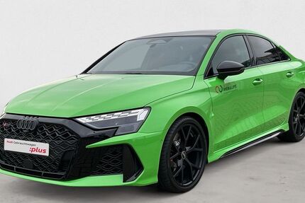 Audi RS3 1.132 km 76.880 &euro; Wesel 46483