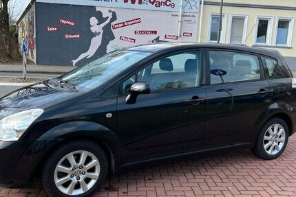 Toyota Corolla Verso 175.000 km 4.690 &euro; Recklinghausen 45657