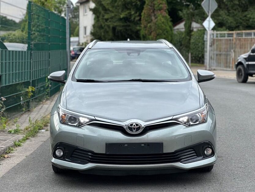 Auris