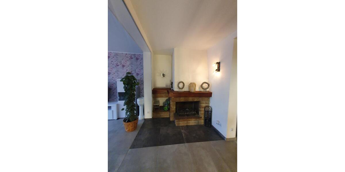 Barrierearmes Reihenendhaus mit Luxus-Pool - beste Lage Gerschede 6 zimmer