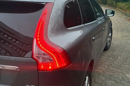 Volvo XC60 280.000 km 14.500 € Oberhausen 46147