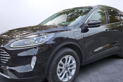 Ford Kuga 71.394 km 25.490 € Dorsten 46282