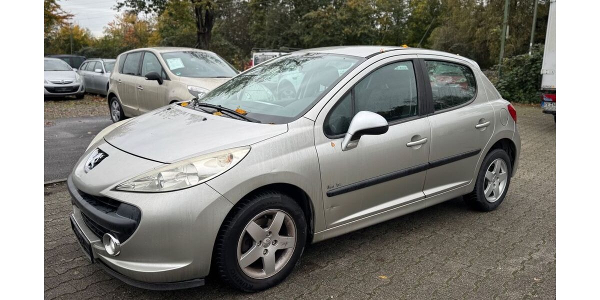 Peugeot 207 137.000 km 1.990 &euro; Recklinghausen 45665