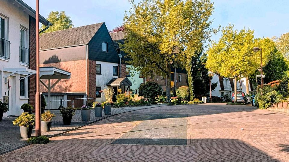 Reihenhaus Duisburg Angerhausen - 5 Zimmer, 133 m&sup2;, 425.000&euro; | Angebot:26231166