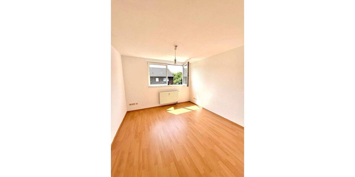 Etagenwohnung Duisburg Friemersheim - 3 Zimmer, 80 m&sup2;, 660&euro; | Angebot:26893225