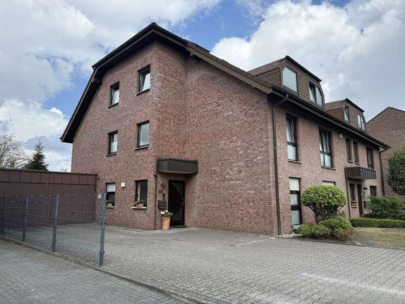 Wohnung zum Kaufen in Duisburg 295.000 € 94 m²