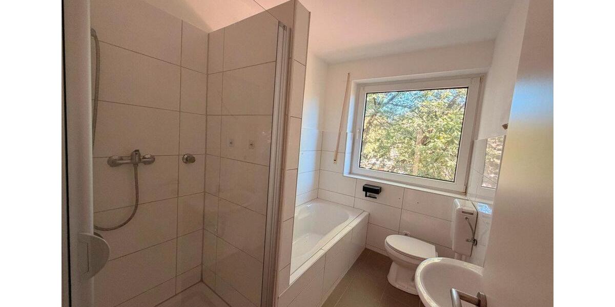 Etagenwohnung Bottrop Feldhausen - 3 Zimmer, 74 m&sup2;, 700&euro; | Angebot:27624457