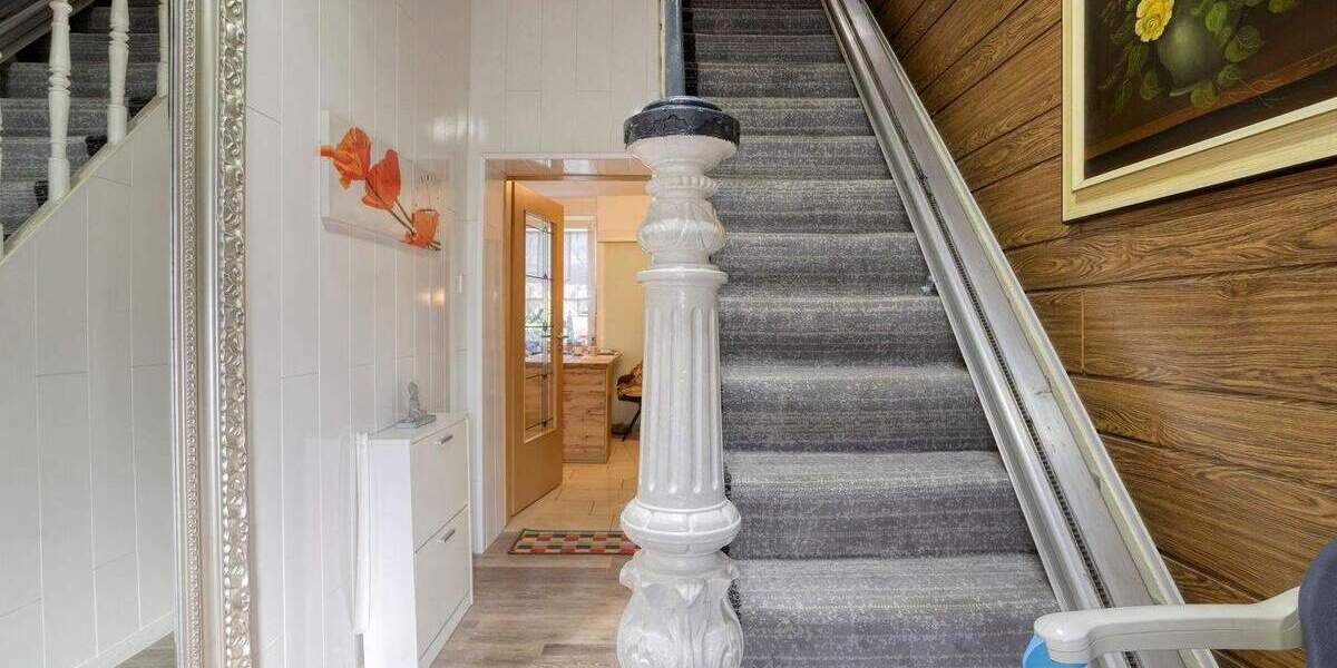 Mehrfamilienhaus, Wohnhaus Oberhausen Buschhausen - 7 Zimmer, 217 m&sup2;, 330.000&euro; | Angebot:25601939