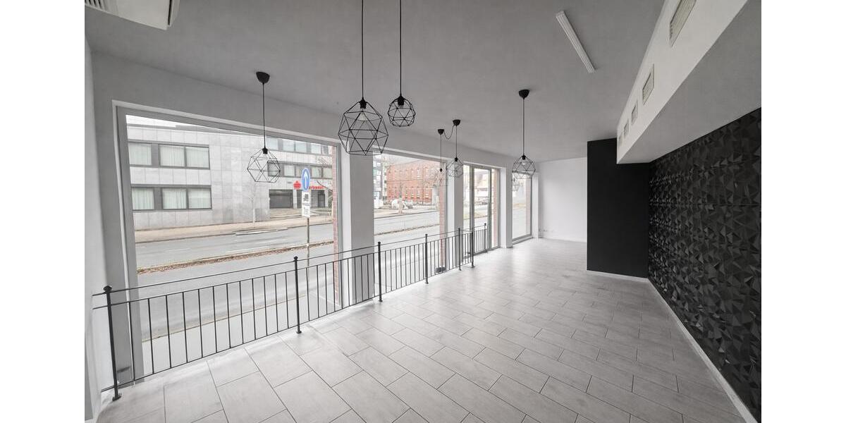 Top-Lage Hattingen: 194 m² Ladenlokal mit Wintergarten – ideal für Gastronomie & Handel zimmer