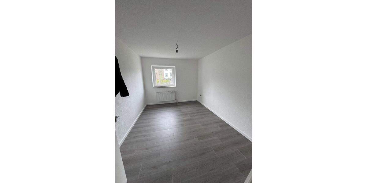 Etagenwohnung Moers Hochstraß - 2 Zimmer, 49 m&sup2;, 420&euro; | Angebot:26035832