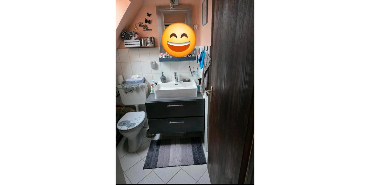 Dachgeschoßwohnung Essen Stadtbezirk IV - 2.5 Zimmer, 70 m&sup2;, 850&euro; | Angebot:27626925