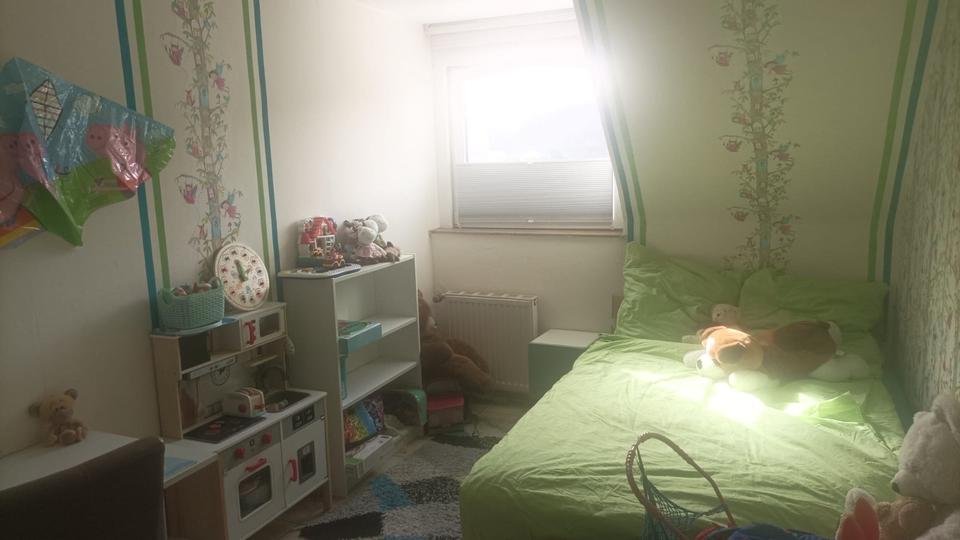 Reihenhaus Duisburg Ruhrort - 5 Zimmer, 120 m&sup2;, 350.000&euro; | Angebot:25590300