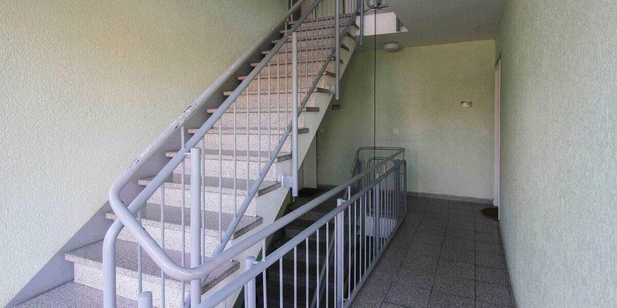 Ihr Alterswohnsitz? 4 Zimmer Wohnung in Citylage mit Balkon und Tiefgaragenstellplatz... 4 zimmer