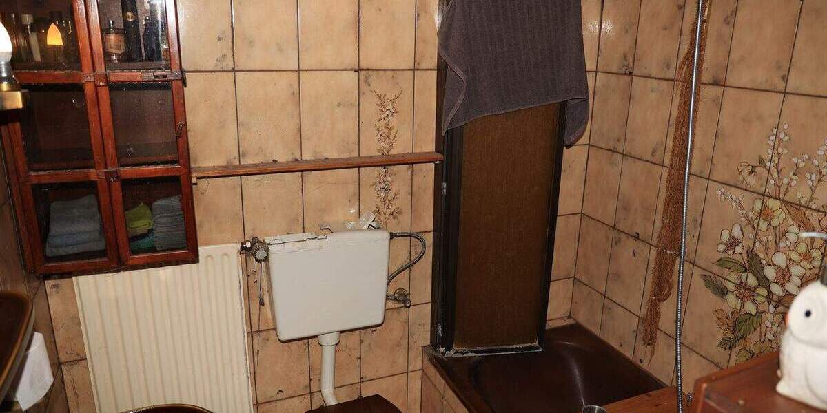 Reihenmittelhaus Duisburg Hochemmerich - 4 Zimmer, 72 m&sup2;, 122.000&euro; | Angebot:23335968