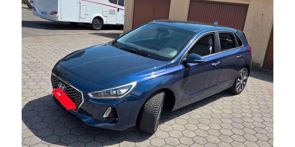 Hyundai i30 103.000 km 11.500 &euro; Marl 45772