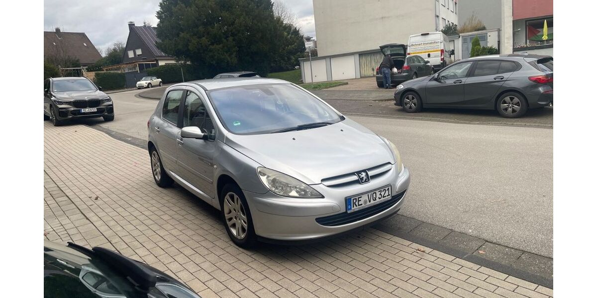 Peugeot 307 224.334 km 1.950 &euro; Gelsenkirchen 45896