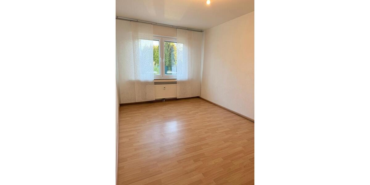 Erdgeschoßwohnung Gladbeck Brauck - 3 Zimmer, 75 m&sup2;, 600&euro; | Angebot:24374136