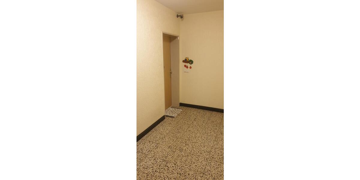 Kapitalanleger, 3-Zimmer-Wohnung mit Balkon in Duisburg-Süd 3 zimmer