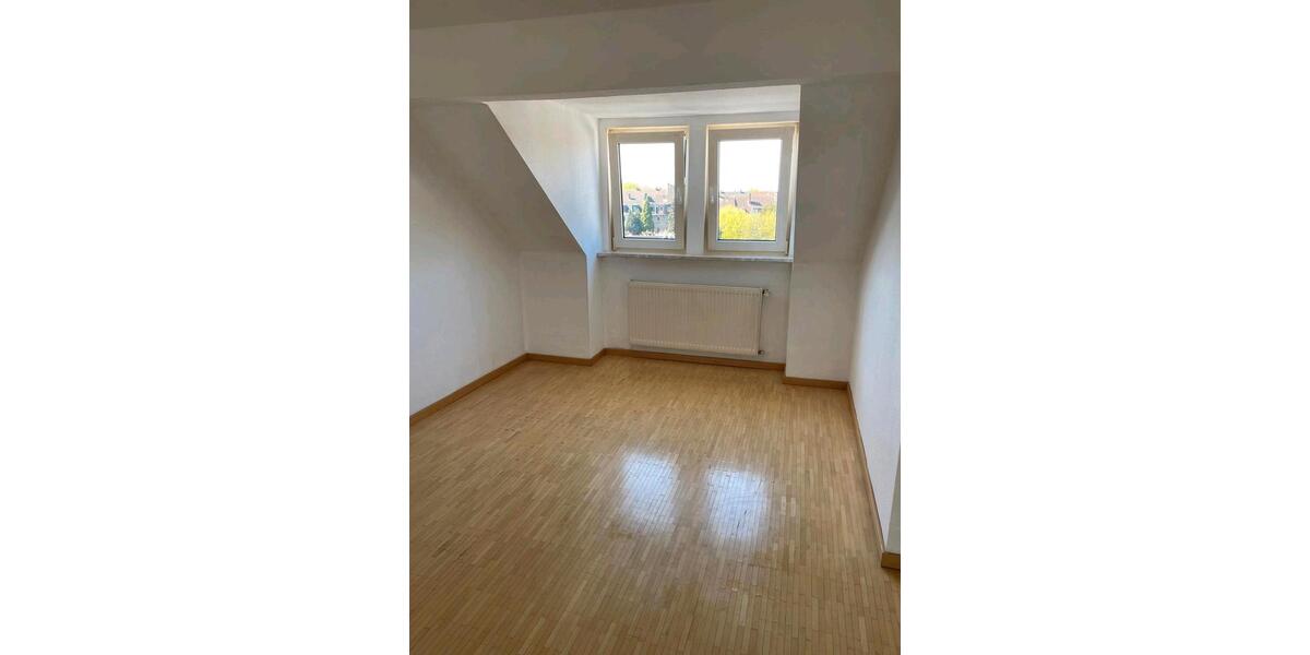 Dachgeschoßwohnung Gelsenkirchen Gelsenkirchen-Mitte - 1 Zimmer, 44 m&sup2;, 49.999&euro; | Angebot:25170663