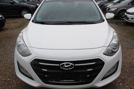 Hyundai i30 212.000 km 4.599 &euro; Oberhausen 46149