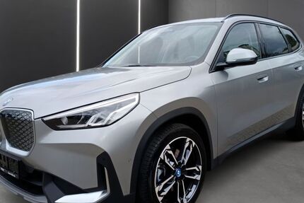 BMW iX1 5.982 km 41.780 € Bottrop 46236