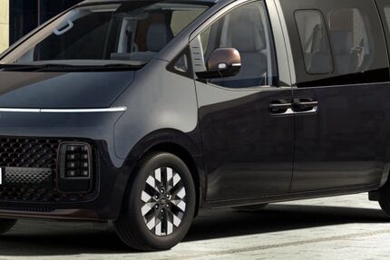 Hyundai STARIA 4.900 km 50.990 &euro; Herne 44653