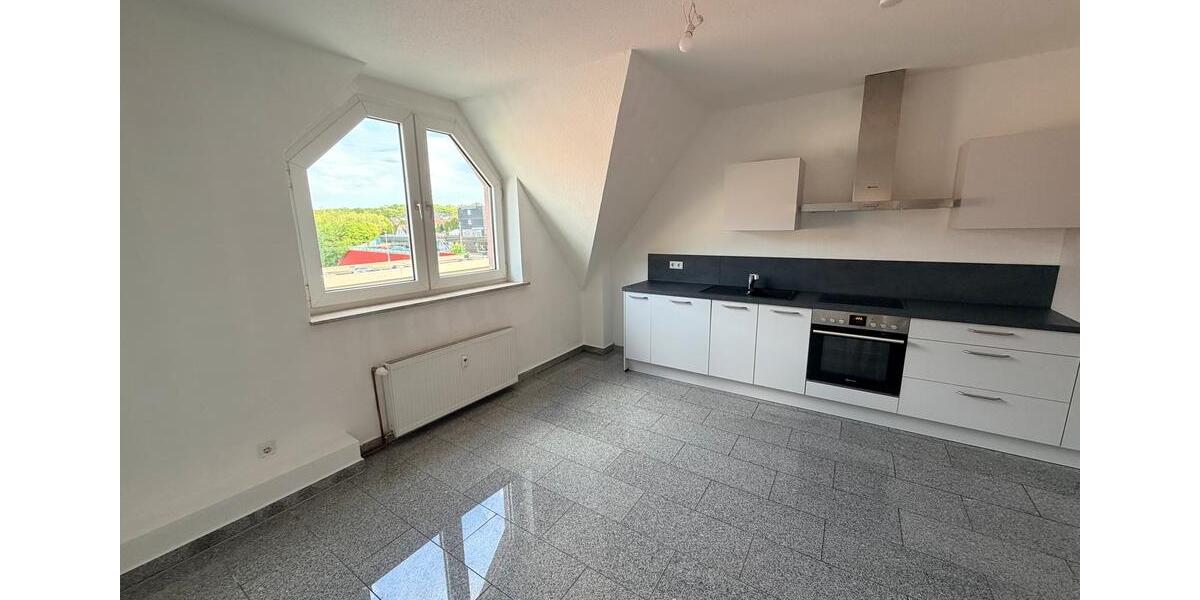 Dachgeschoßwohnung Essen Stadtbezirk II - 2 Zimmer, 65 m&sup2;, 790&euro; | Angebot:26347701