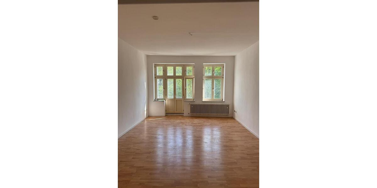 Etagenwohnung Essen Stadtbezirk VIII - 4 Zimmer, 130 m&sup2;, 1.190&euro; | Angebot:26329289