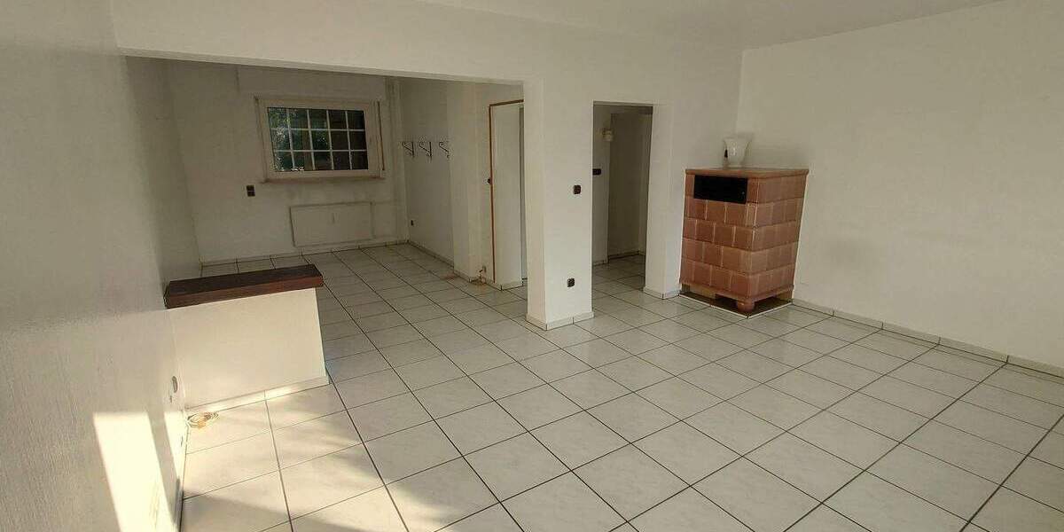 Mehrfamilienhaus, Wohnhaus Moers Hülsdonk - 6 Zimmer, 132 m&sup2;, 620.000&euro; | Angebot:25896452