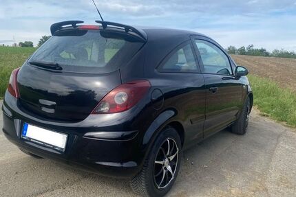 Opel Corsa 136.393 km 3.499 &euro; Velbert 42555